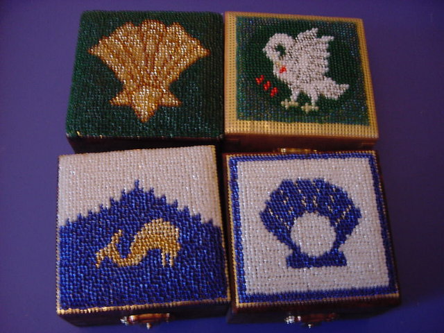 File:Bead Boxes.jpg