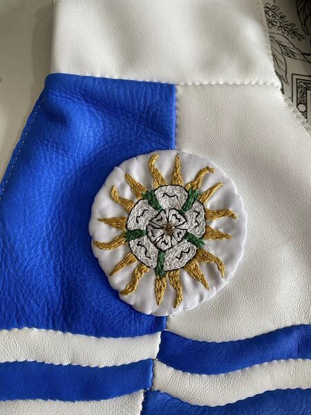 File:Gloves of Inspiration.jpg